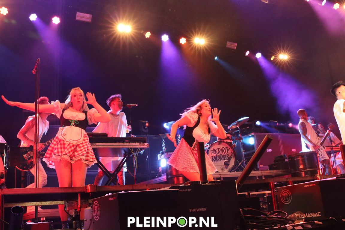 THE DIRTY DADDIES     (53)